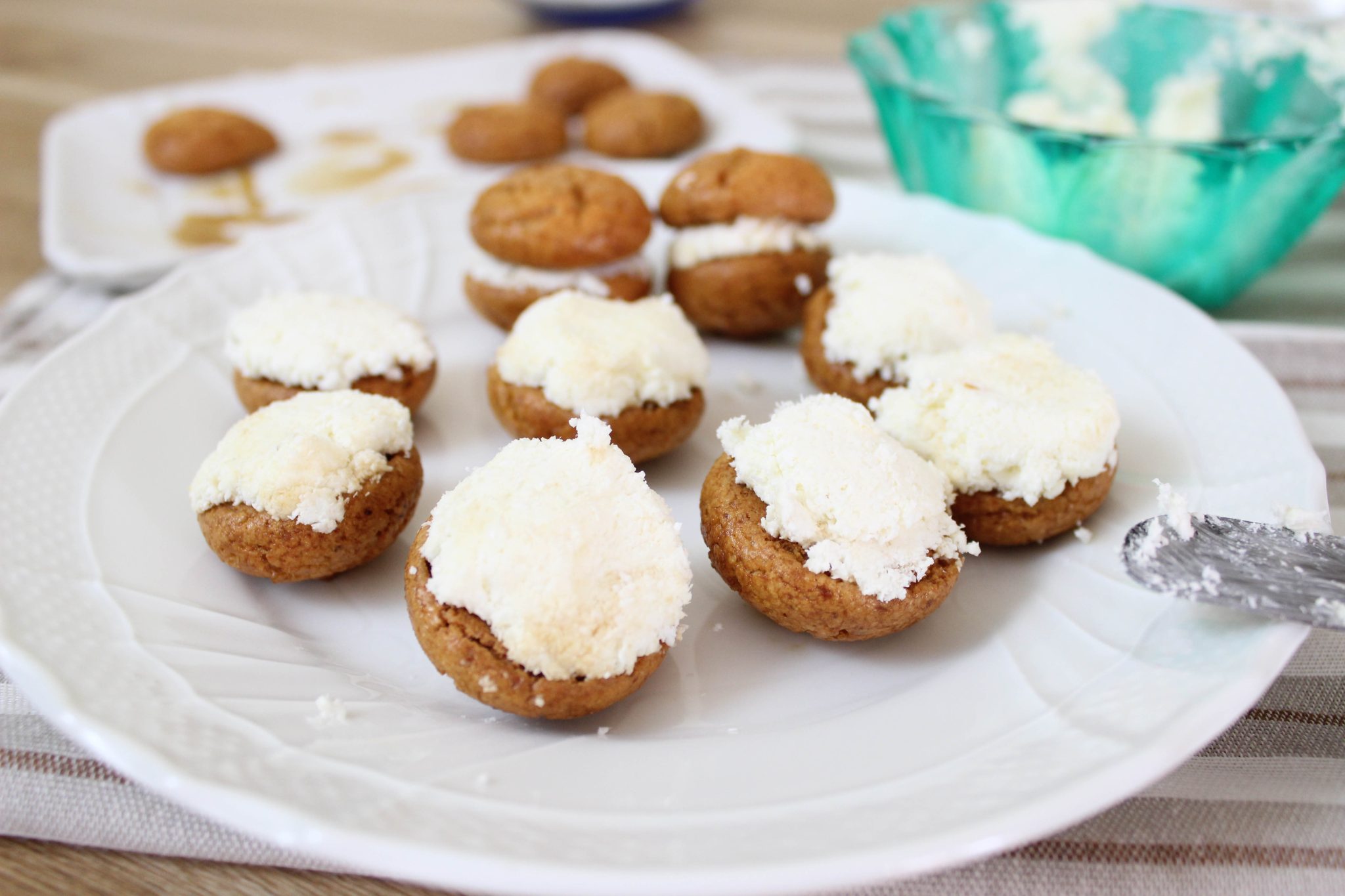 Baci Di Dama Con Amaretti E Cocco Ricetta Veloce Senza Forno