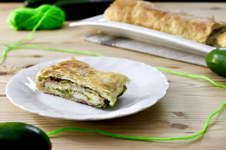 Strudel Salato Speck E Zucchine Ricetta Fatto In Casa Da Benedetta