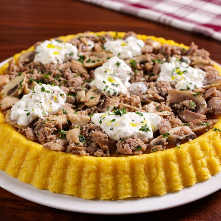 Crostata Di Polenta Con Salsiccia E Funghi Ricetta Fatto In Casa Da