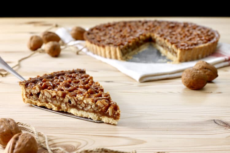 Crostata Al Caramello E Noci Ricetta Fatto In Casa Da Benedetta