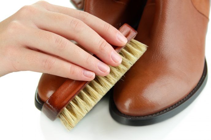Maemi: come pulire le scarpe in pelle?
