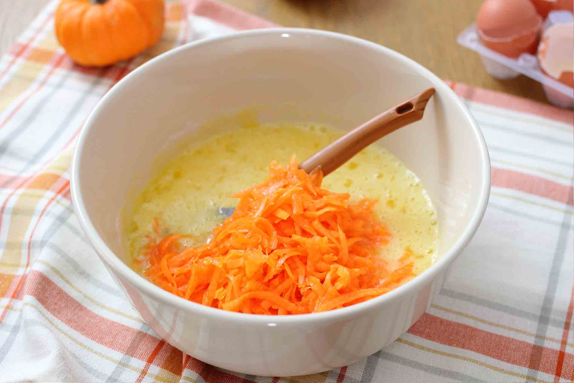 Torta soffice zucca e gocce di cioccolata - Step 3