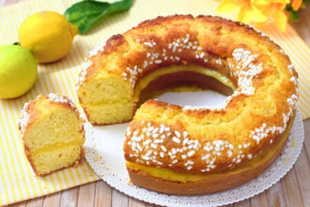 Ciambella soffice al limone