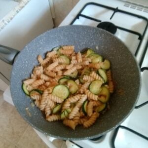 Pasta Pane E Zucchine - Ricetta Fatto In Casa Da Benedetta