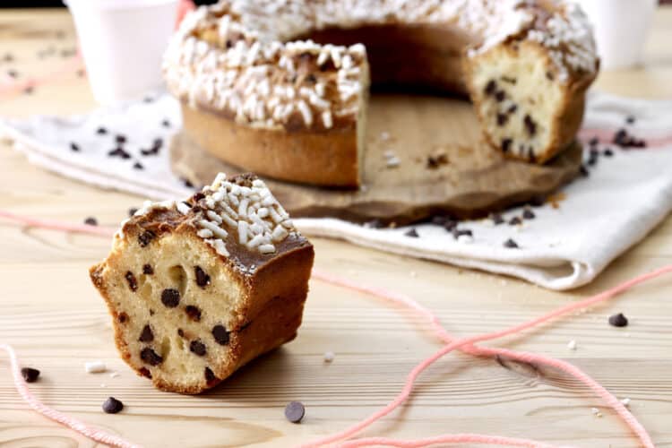 Ciambellone Allo Yogurt Con Gocce Di Cioccolato Ricetta Fatto In Casa Da Benedetta