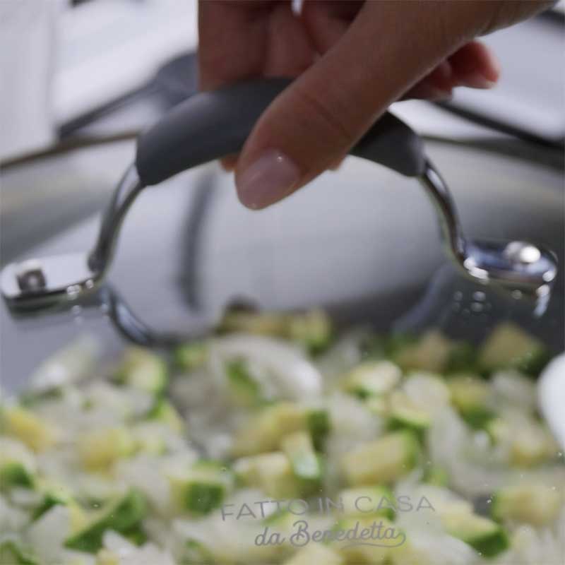 Pasta zucchine, ricotta e zafferano - Step 8