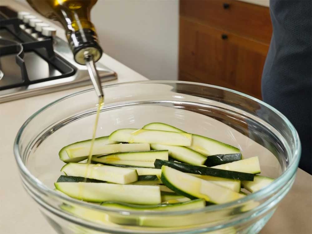 Stick di zucchine croccanti - Step 3