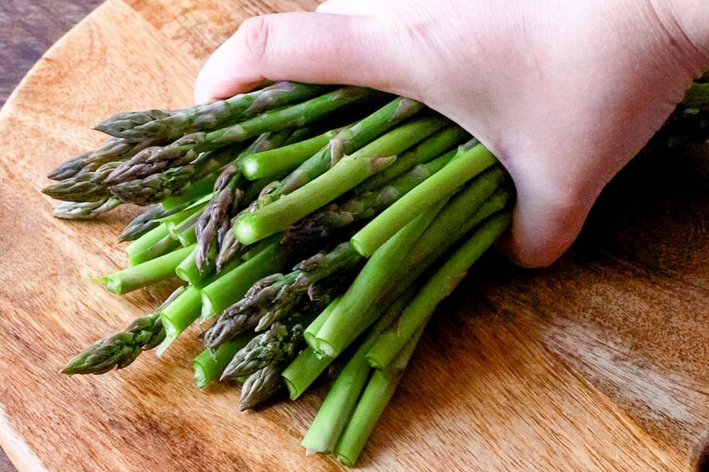 Asparagi in padella - Step 1