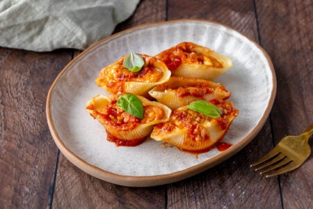 Conchiglioni ricotta e pomodoro