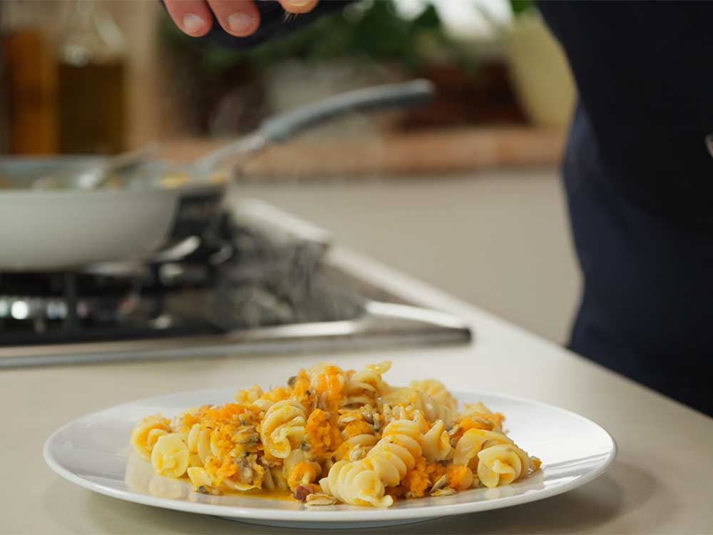 Fusilli vongole e carote - Step 10