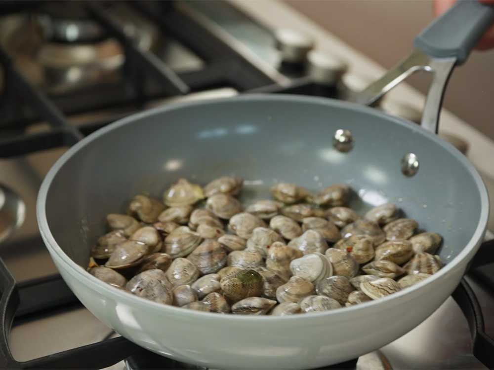 3 primi piatti con le vongole - Step 2