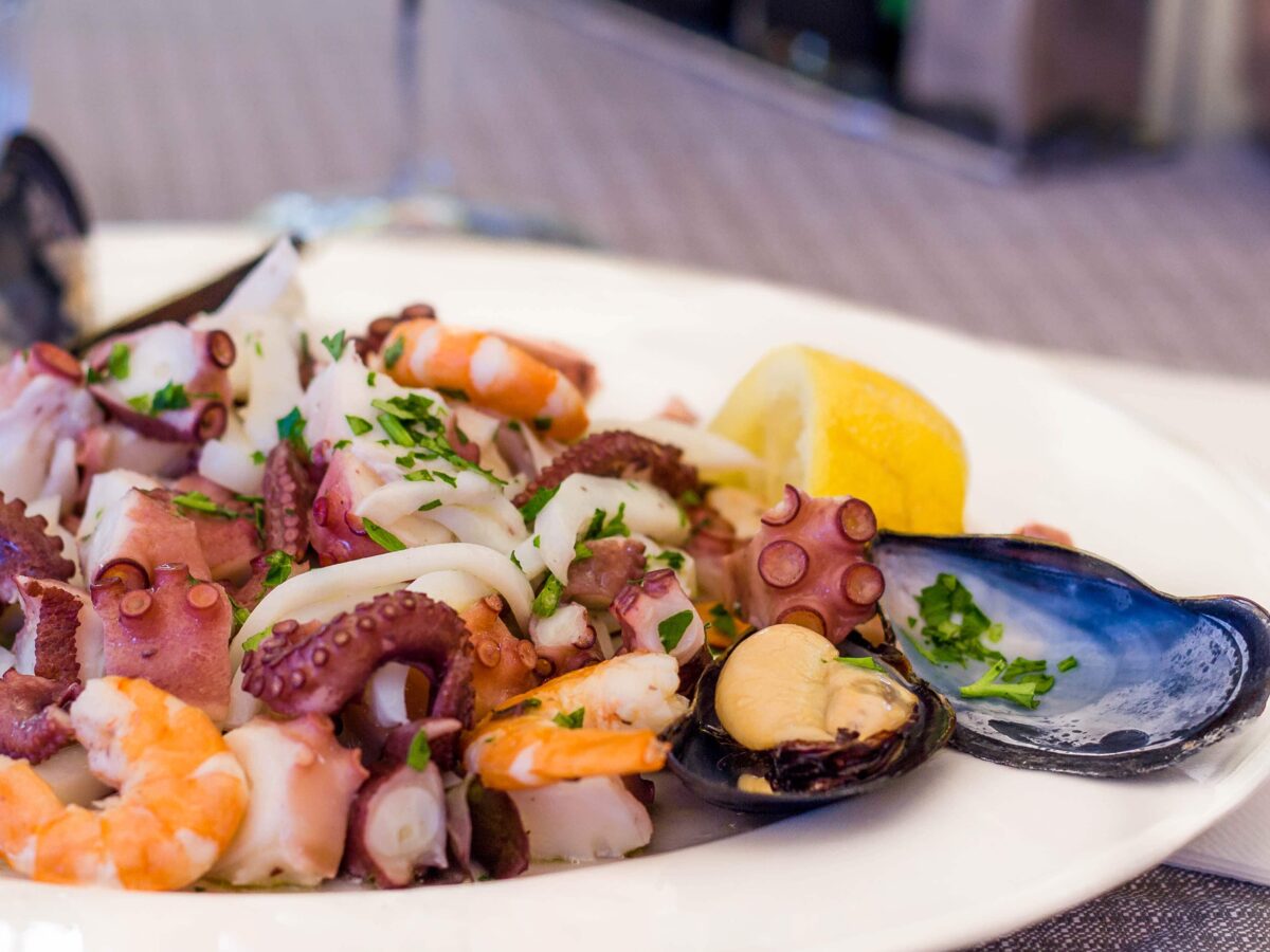 Come condire l’insalata di mare: tutte le idee più golose