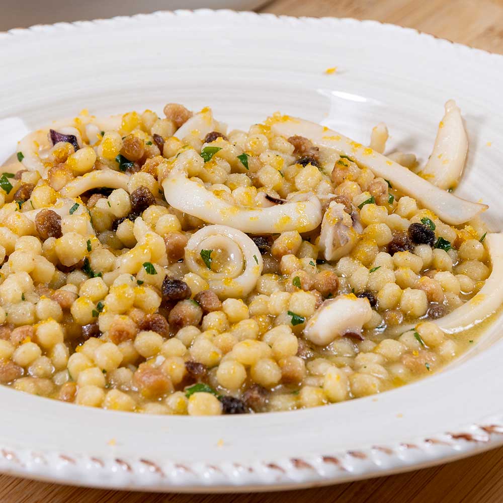 fregula con seppie e bottarga