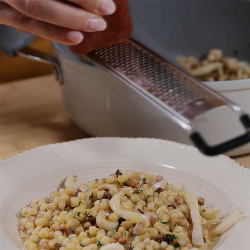 Fregula con seppie e bottarga - Step 10