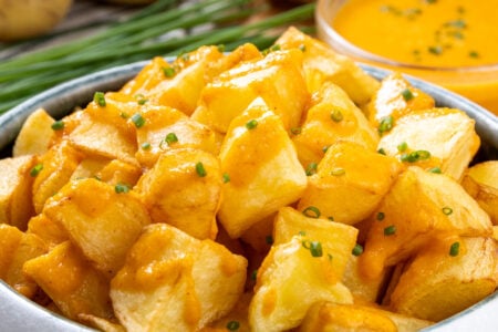 Patatas bravas