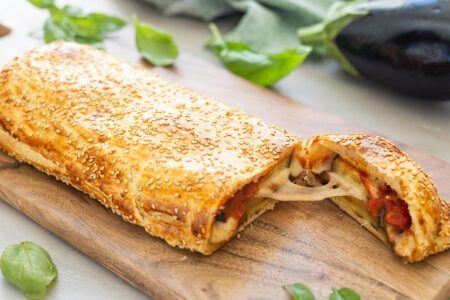 Strudel salato alla parmigiana