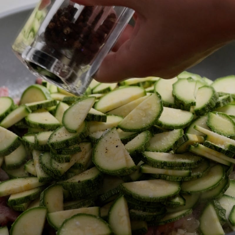 Torta salata zucchine e speck - Step 5