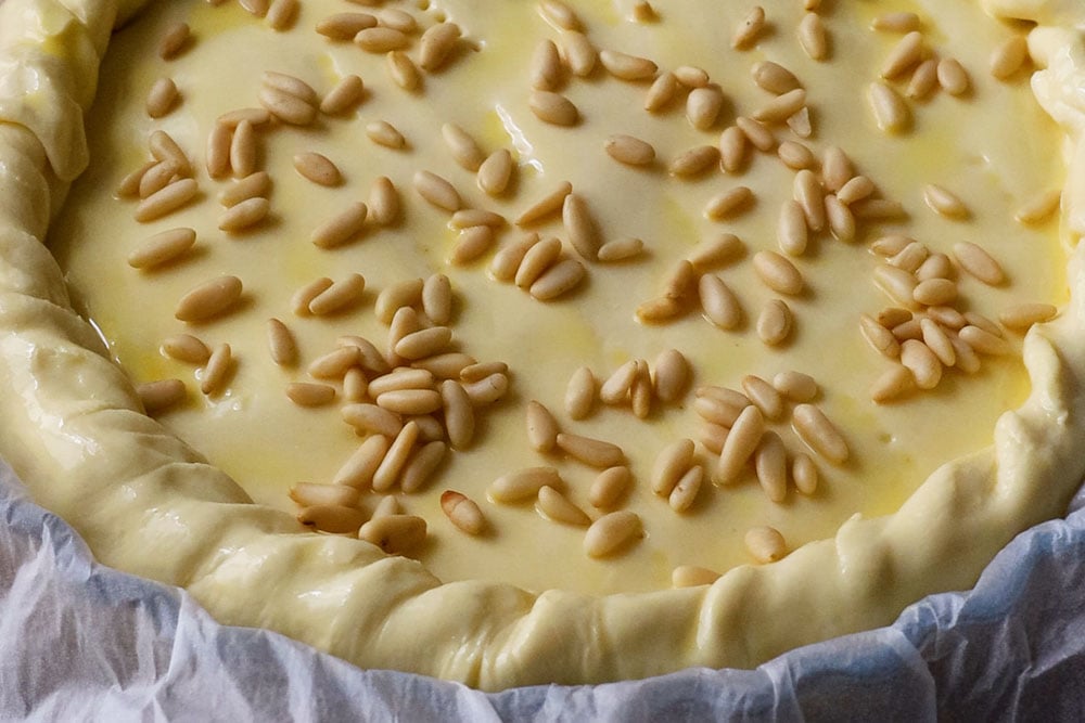 Torta della nonna con pasta sfoglia - Step 11