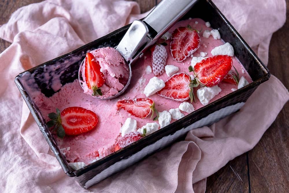 gelato alla fragola