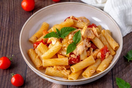 Pasta salmone e pomodorini