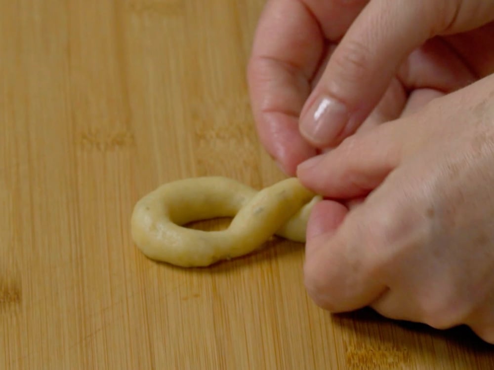 Taralli salati al vino - Step 5