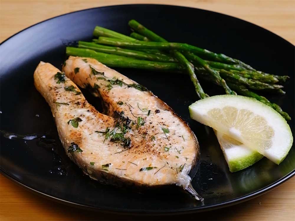 Salmone al forno con salsa al limone ed erbe - Step 11