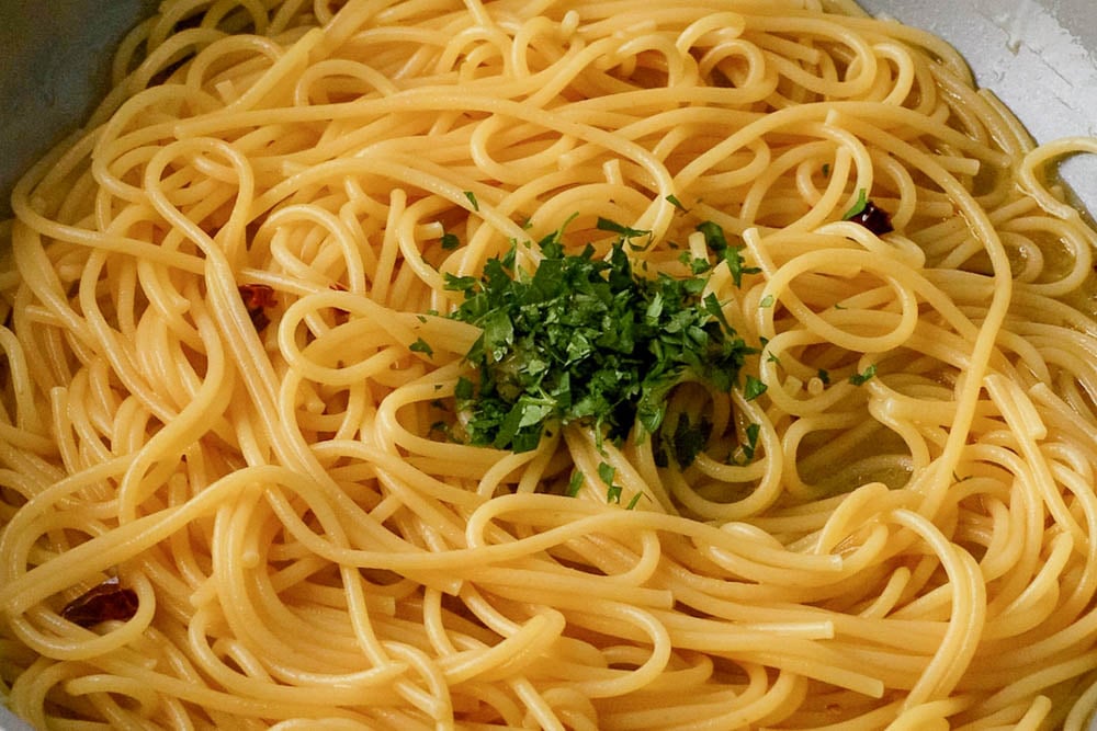 Spaghetti aglio, olio e peperoncino - Step 5