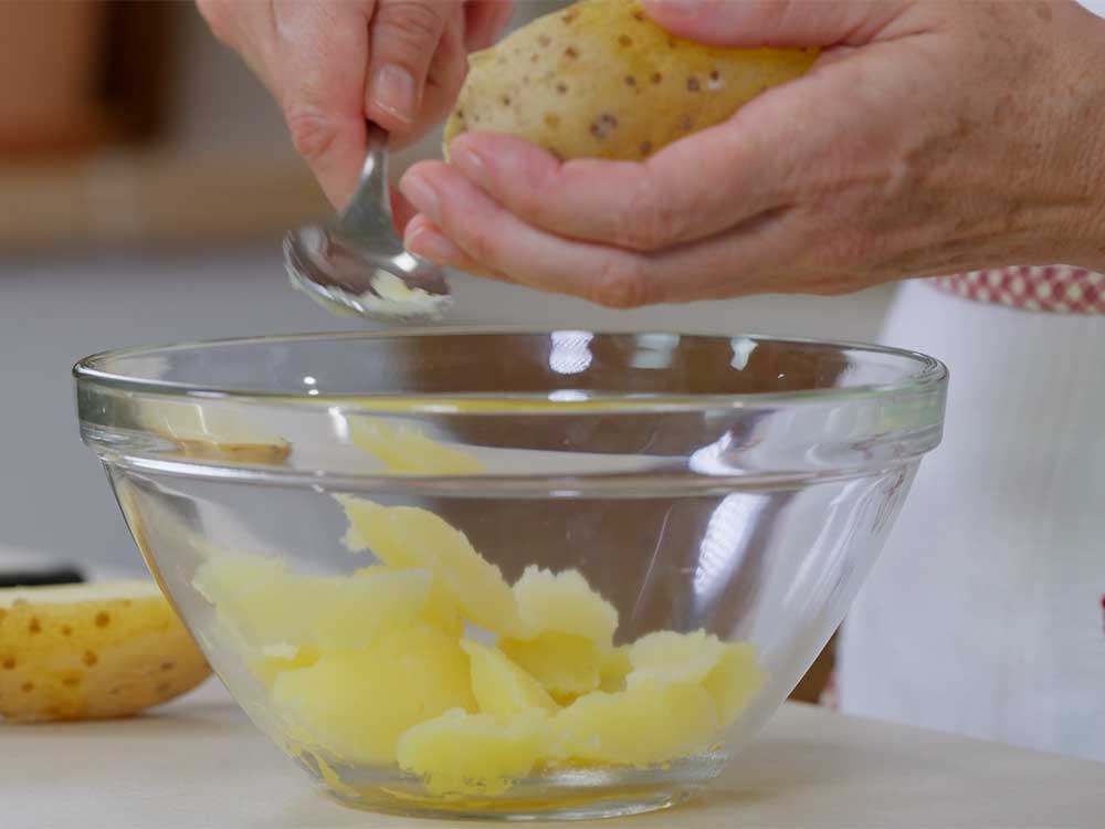 Patate ripiene con pancetta dolce e formaggio - Step 5