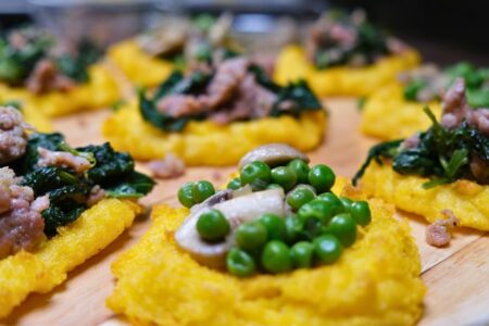 Crostini di polenta